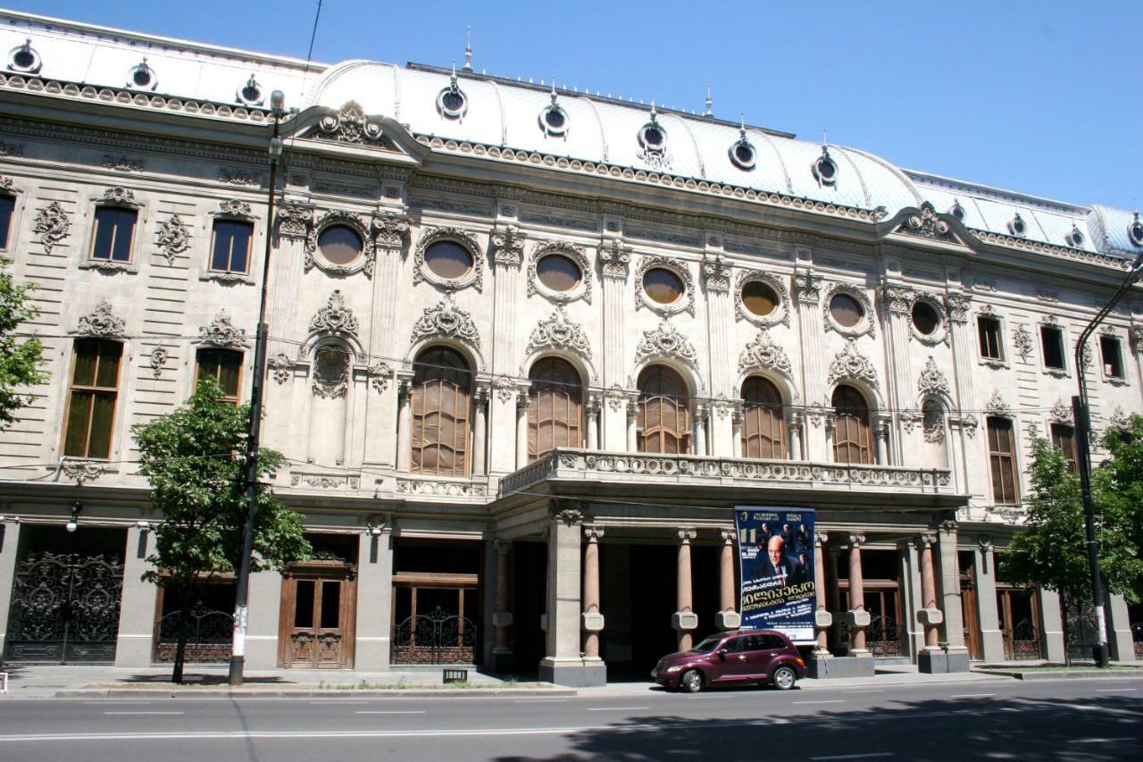 Hotel Mmg Tiflis Exterior foto